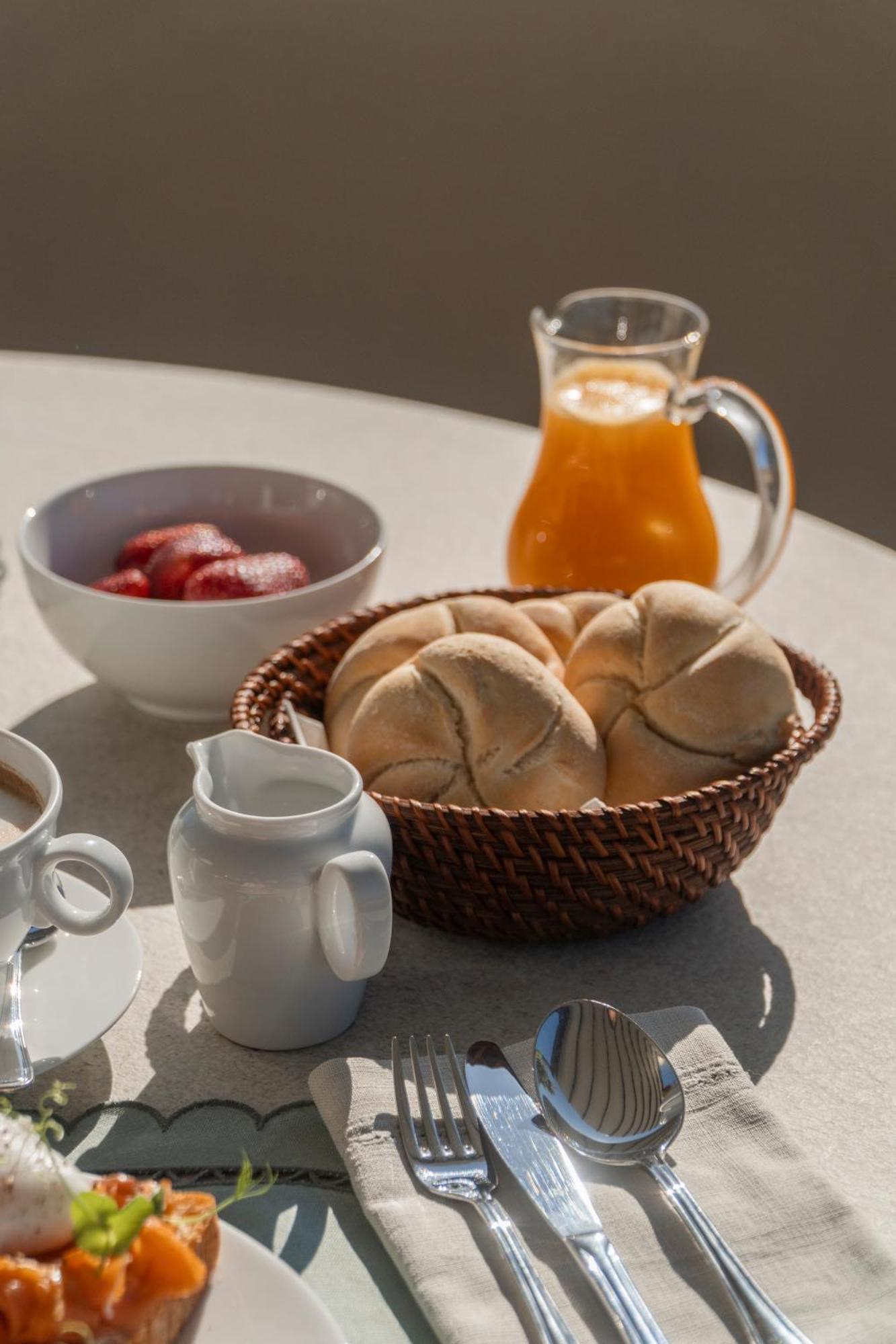 Epicure Suites كافالا المظهر الخارجي الصورة