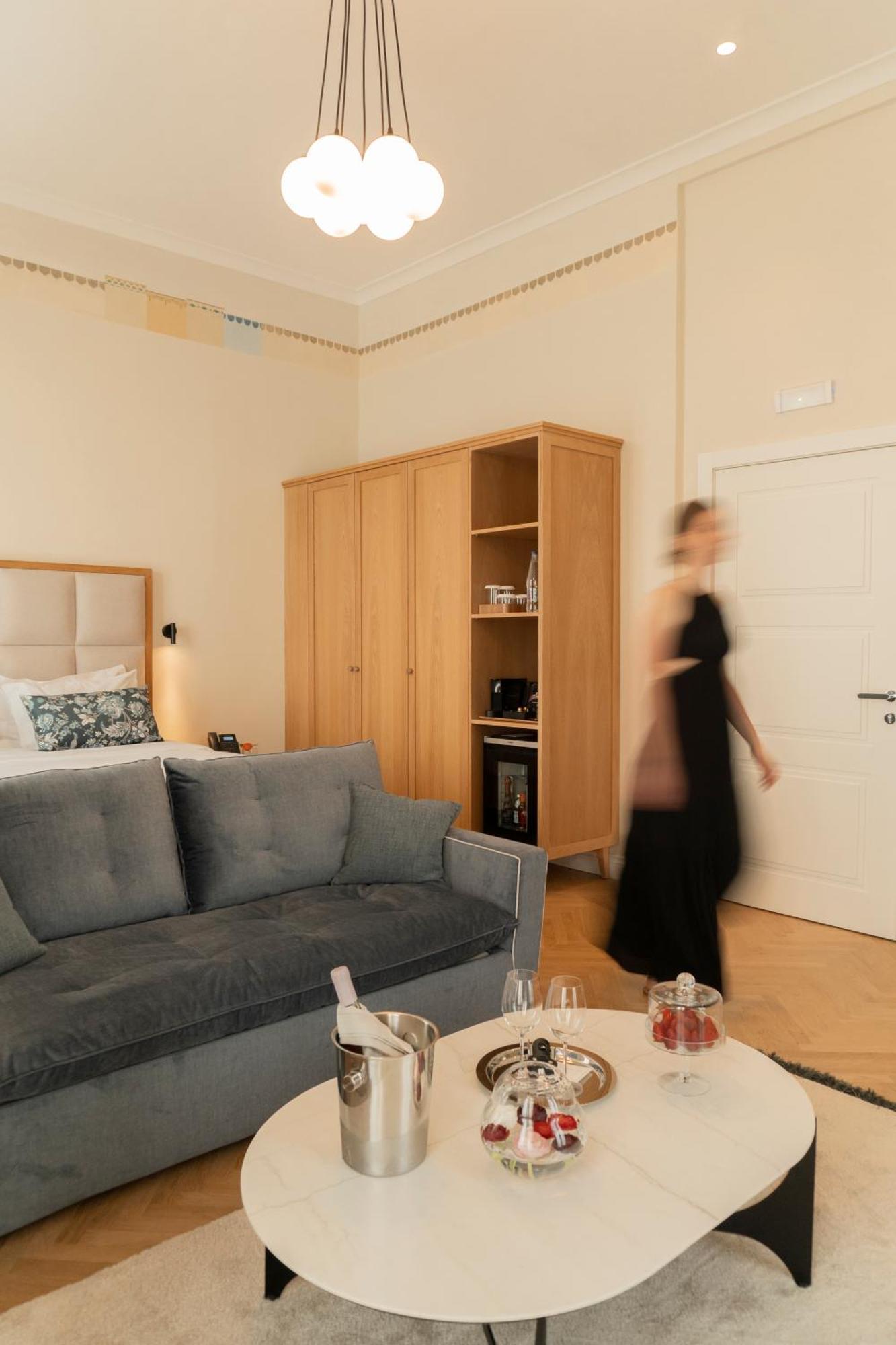 Epicure Suites كافالا المظهر الخارجي الصورة